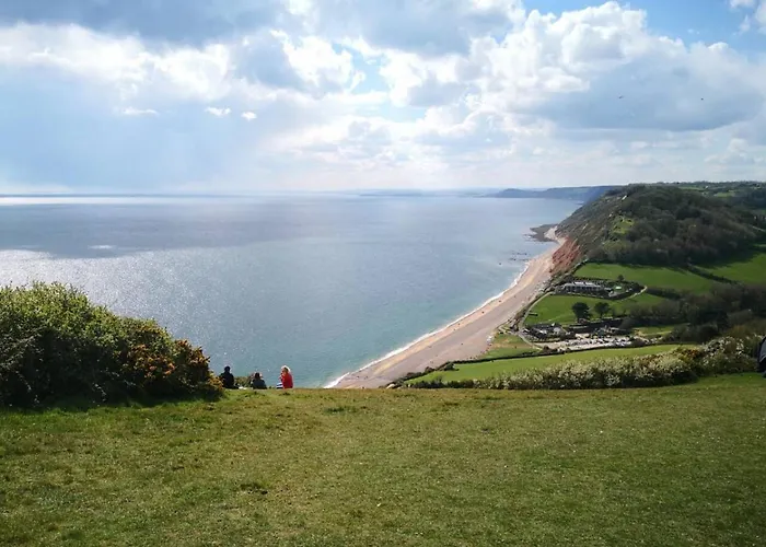 Lovely 2-Bed Apartment Colyton, Nr. Jurassic Coast